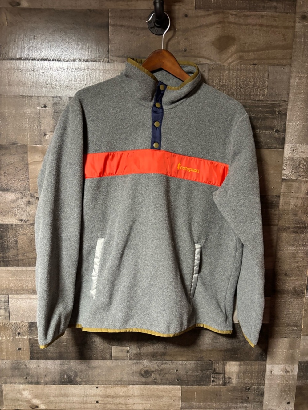 Cotopaxi Gray Orange Blue Fleece Pullover Quarter Snap w/ Pocket Large